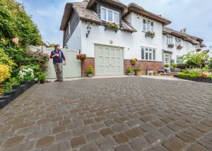 Choose Driveway Materials That Reflect Artistic Vision and Practical Benefits